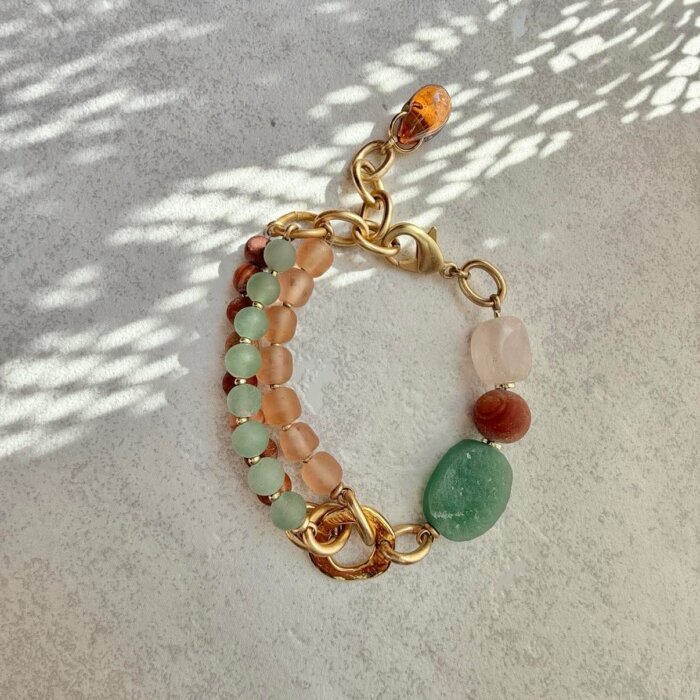 Colourful natural stones bracelet