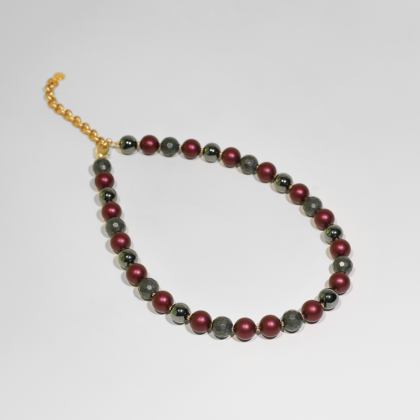 Bordeaux and grey short necklace