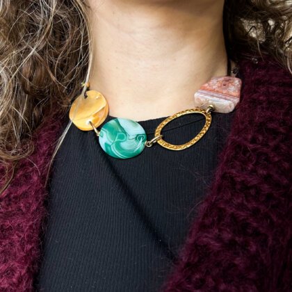 Natural stones and leather necklace