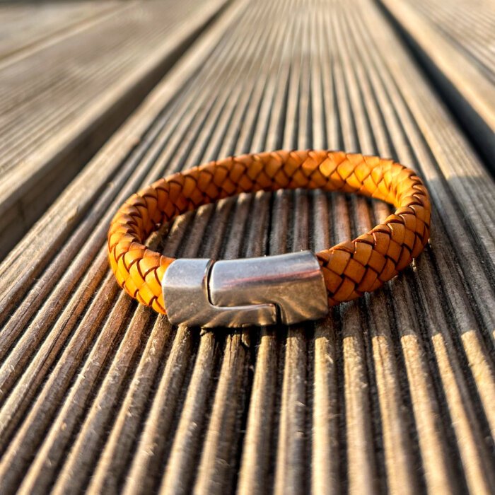 magnetic bracelet Brown natural leather braided bracelet with magnetic clasp