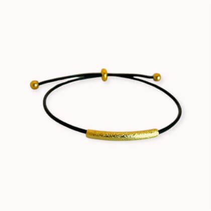 Natural leather slider bracelet