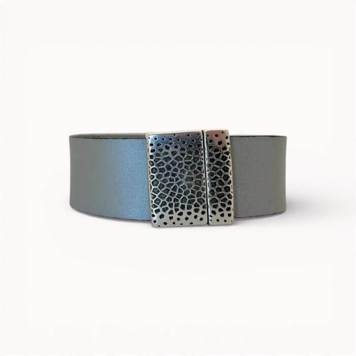 Grey chunky natural leather bracelet with swarovski crystals and pearls
