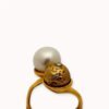 Double ring with lava and pearl