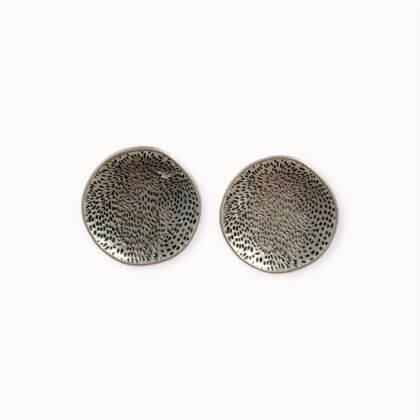 Textured round stud earrings