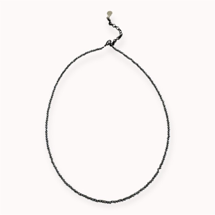 Minimalistic hematite necklace