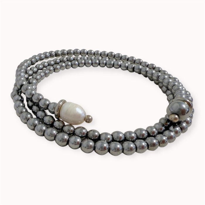 Grey hematite and pearls wrap necklace
