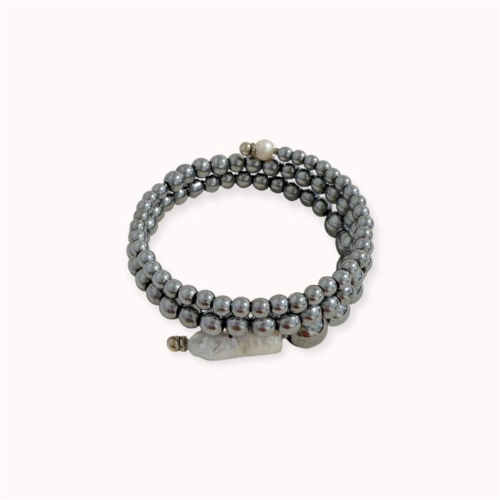 Grey hematite and pearls wrap bracelet