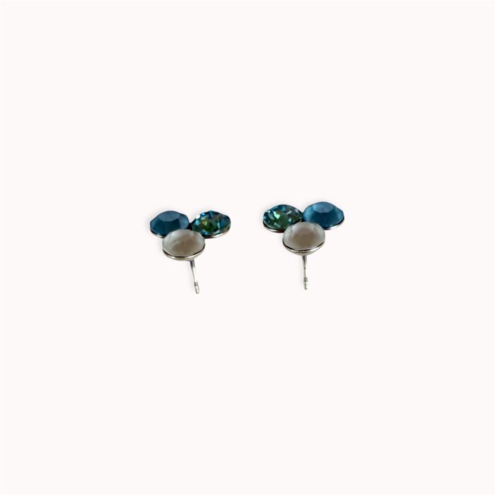 Blue triple stud earrings
