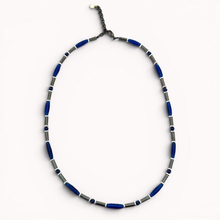Minimalistic hematite, indian glass and lazurite necklace