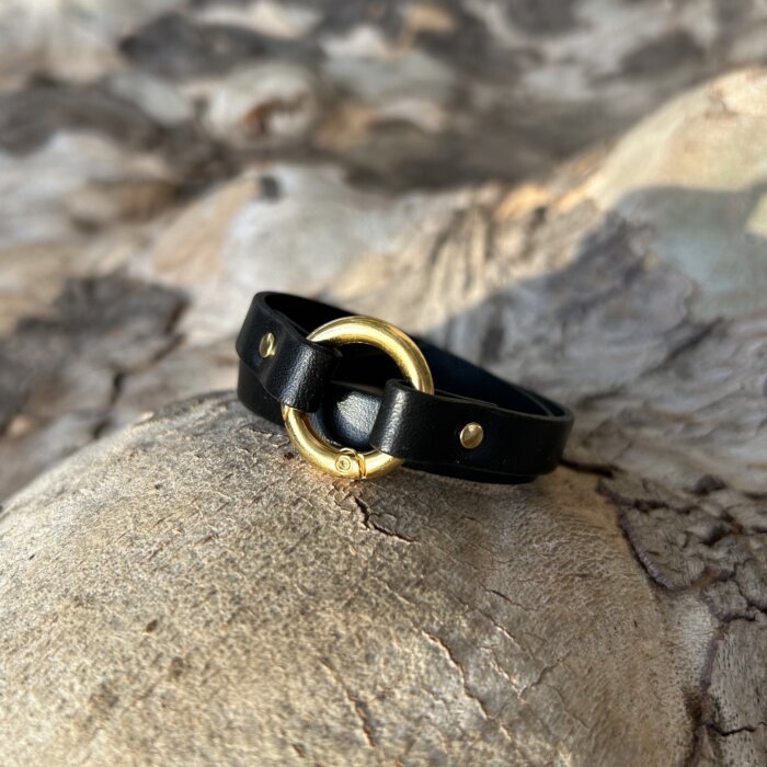 black bracelet Black natural leather wrapped bracelet